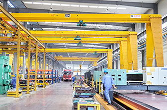 山東濟寧雙梁+半門式起重機項目