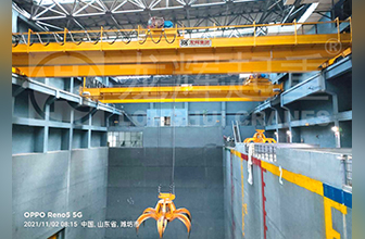 山東濰坊垃圾吊雙梁抓斗起重機項